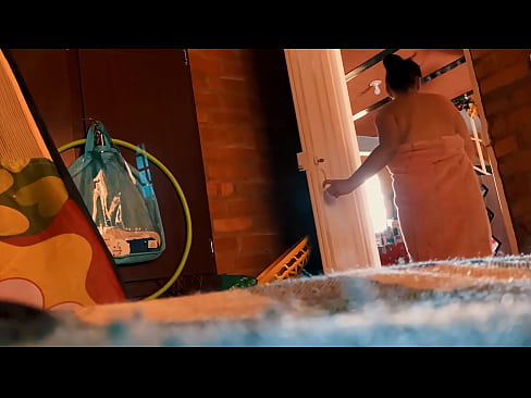 ❤️ Амакам аз паси ман ба душ меояд, вақте ки ман душ мегирам, ӯ маро трахтор мекунад. Супер секс дар мо tg.pornpics-de.ru ❌️❤